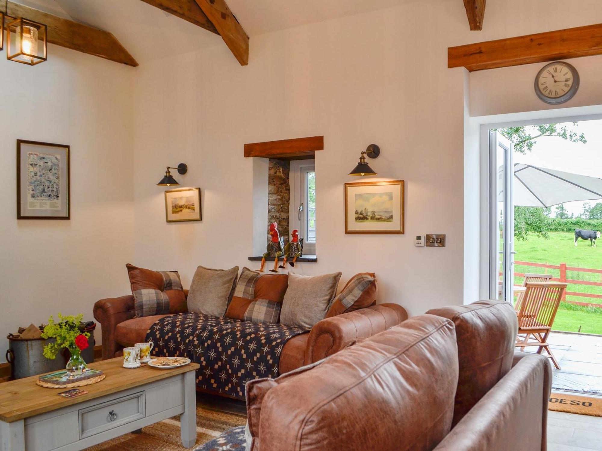 Sgubor Llwyndu Villa Betws  Exterior photo